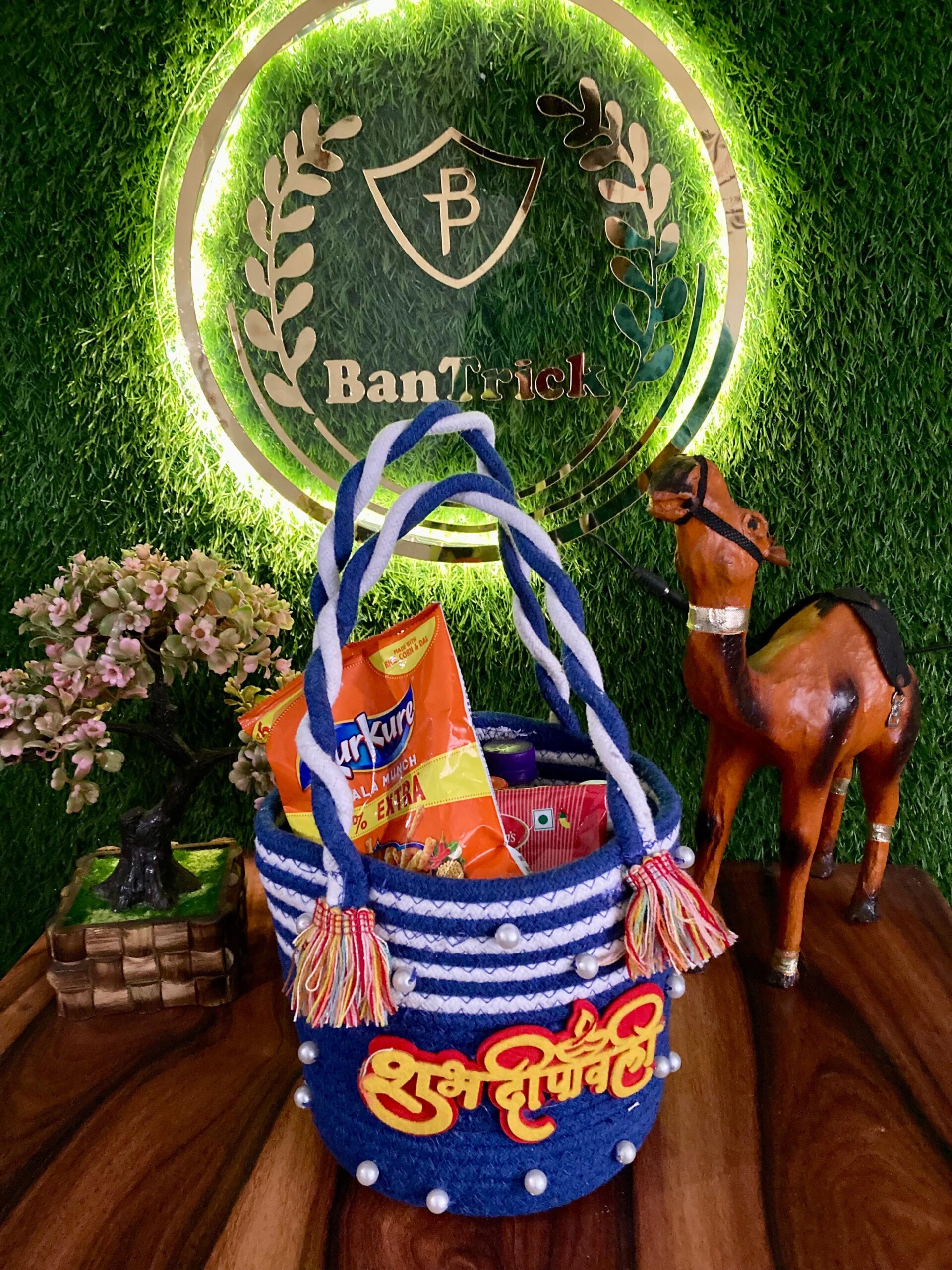 all the cultures fabricating india handmade small dry /natural baskets/chic dry bag/handbag from india/carry tote bag sling bags white crtoon/kids baskets all the cultures fabricating india handmade small dry /natural baskets/chic dry bag/handbag from india/carry tote bag sling bags white crtoon/kids baskets