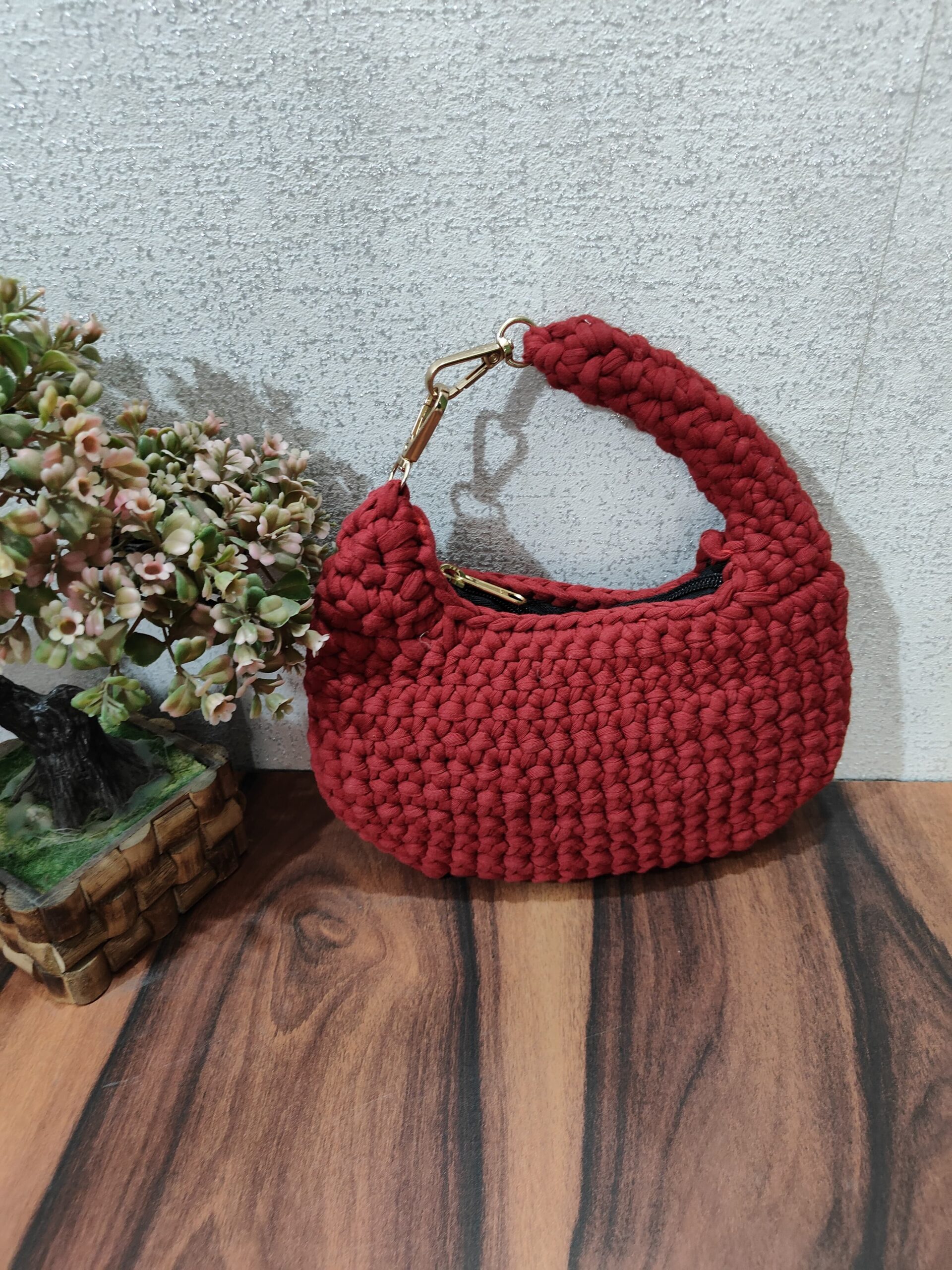 women's stylish handknitted t shirt tarn crochet bag women cute fancy bucket bag casual woven beach handbag handmade small dry grass/natural cane/chic dry grass bag/handbag from manipur/carry tote bag sling bags white crtoon women's stylish handknitted t shirt tarn crochet bag women cute fancy bucket bag casual woven beach handbag handmade small dry grass/natural cane/chic dry grass bag/handbag from manipur/carry tote bag sling bags white crtoon