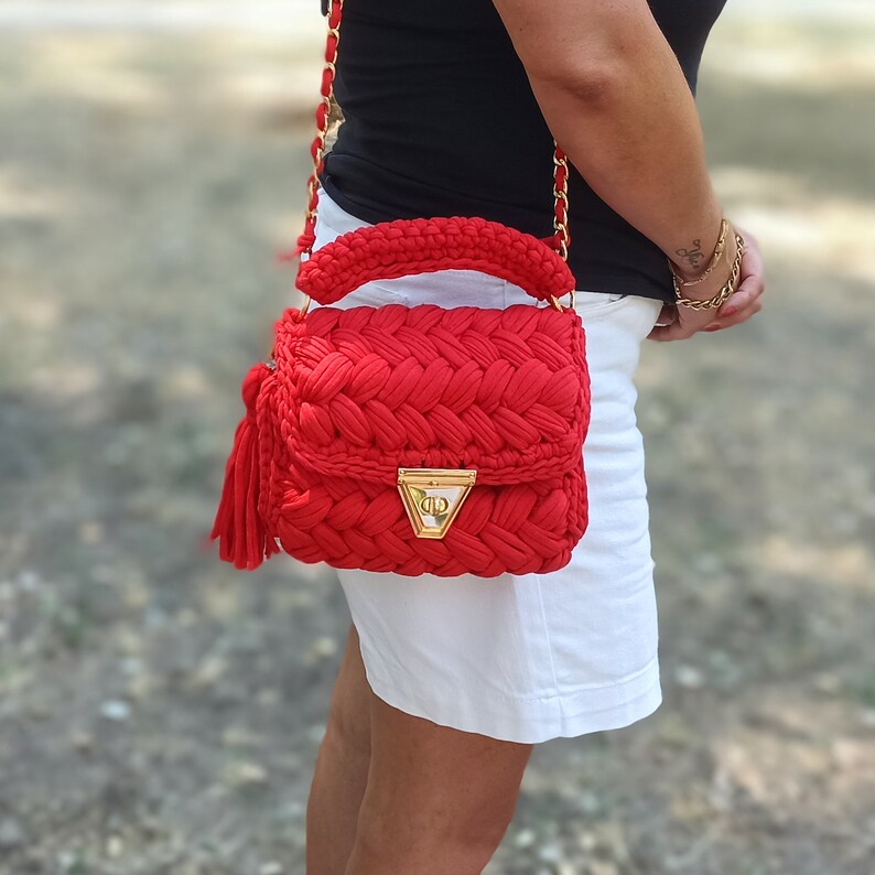 bantrick red handwoven jute tote bag – eco friendly women’s handbag bantrick red handwoven jute tote bag – eco friendly women’s handbag