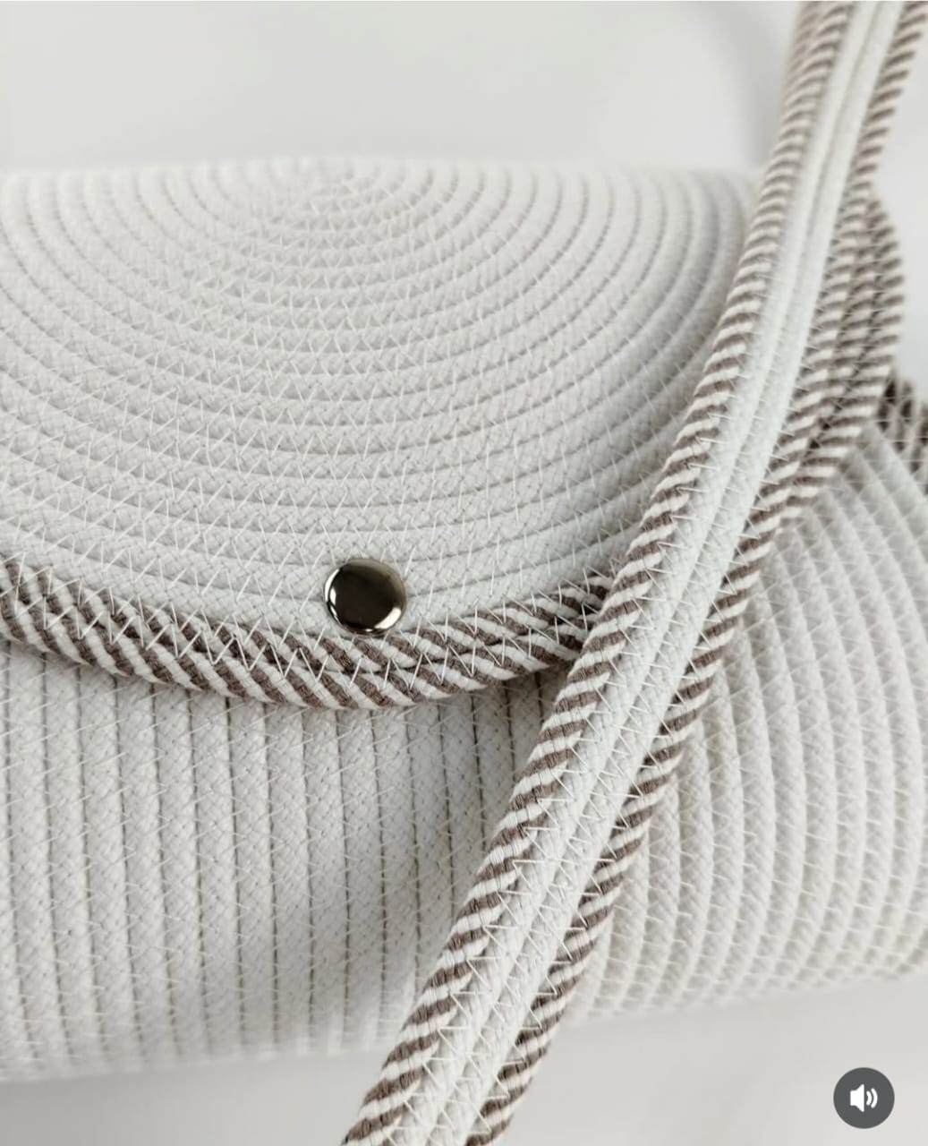 all the cultures fabricating india handmade small dry /natural baskets/chic dry bag/handbag from india/carry tote bag sling bags white crtoon/kids baskets all the cultures fabricating india handmade small dry /natural baskets/chic dry bag/handbag from india/carry tote bag sling bags white crtoon/kids baskets